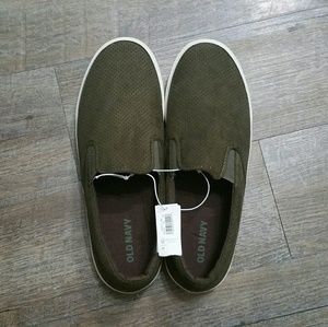 Old Navy Shoes - NWT Men's OLD NAVY Green Slip Ons Green Shoes 11 Old Navy Shoes - NWT Men's OLD NAVY Green Slip Ons Green Shoes 11
